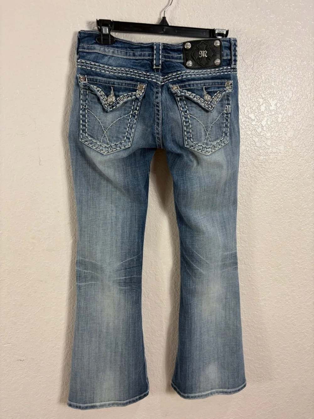 Miss Me Women's Light Blue Flare Jeans with Embroidered Pockets,Size 27. - Picture 5 of 17